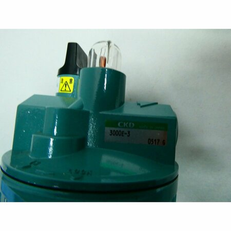 Ckd 3/8IN NPT PNEUMATIC LUBRICATOR 3000E-3